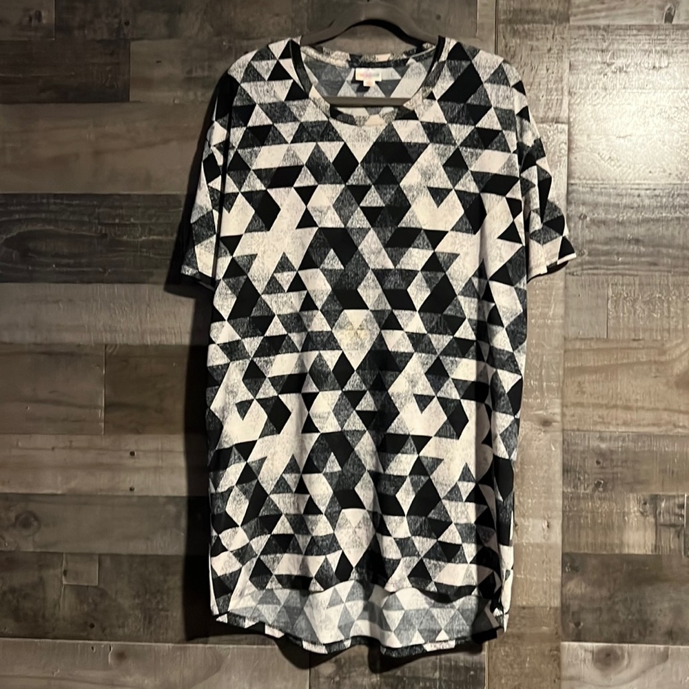 Lularoe Hudson T